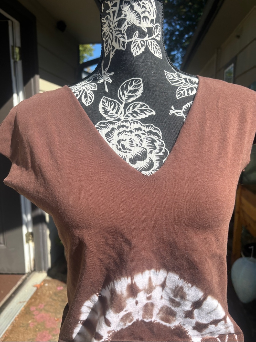 Of Earth and Salt V-Neck Tie-Dye Crop Top